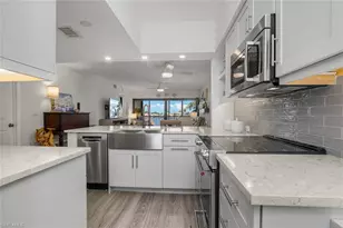 730 W Elkcam Cir, Marco Island, FL 34145 - Photo 20