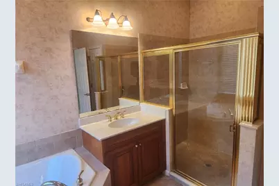 7914 Founders Cir, Naples, FL 34104 - Photo 20