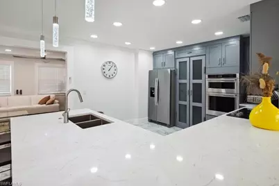 4091 Lakespur Cir, Palm Beach Gardens, FL 33410 - Photo 8