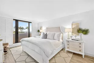 4001 Gulf Shore Blvd N, Naples, FL 34103 - Photo 12