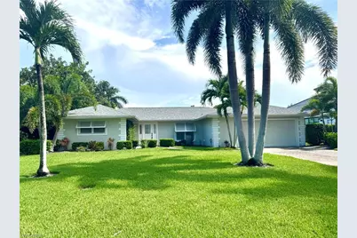 675 Wedge Dr, Naples, FL 34103 - Photo 1