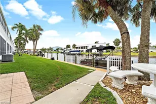 708 Victoria Dr, Cape Coral, FL 33904 - Photo 26