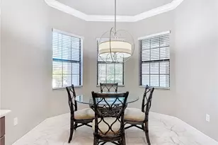 4310 Aurora St, Naples, FL 34119 - Photo 10