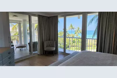 20 Seagate Dr #301, Naples, FL 34103 - Photo 12