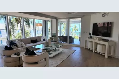 20 Seagate Dr #301, Naples, FL 34103 - Photo 4