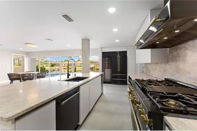 380 Rookery Ct, Marco Island, FL 34145 - Photo 4