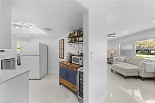 1252 Pompei Ln, Naples, FL 34103 - Photo 20