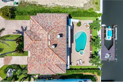 273 Egret Ave, Naples, FL 34108 - Photo 46