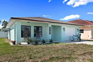 774 99th Ave N, Naples, FL 34108 - Photo 32