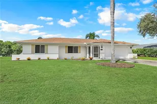 27150 Esther Dr, Bonita Springs, FL 34135 - Photo 2