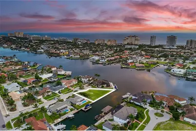 1020 Dill Ct, Marco Island, FL 34145 - Photo 26