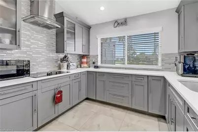 3579 Kent Dr, Naples, FL 34112 - Photo 14