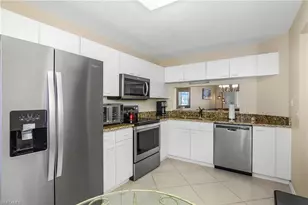 7754 Emerald Cir, Naples, FL 34109 - Photo 12