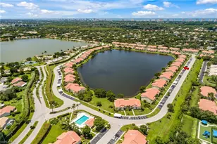 7754 Emerald Cir, Naples, FL 34109 - Photo 22