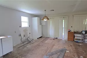 580 7th St SW, Naples, FL 34117 - Photo 4