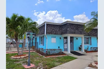 71 Sturbridge Ln, Fort Myers, FL 33908 - Photo 4