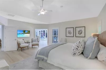 154 4th Ave N, Naples, FL 34102 - Photo 32