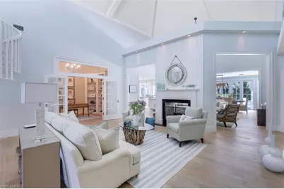 154 4th Ave N, Naples, FL 34102 - Photo 10