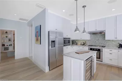 154 4th Ave N, Naples, FL 34102 - Photo 24