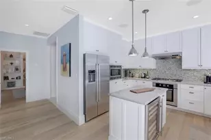 154 4th Ave N, Naples, FL 34102 - Photo 24