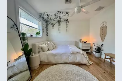 1282 Illinois Dr, Naples, FL 34103 - Photo 22