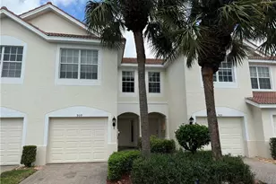 860 Hampton Cir, Naples, FL 34105 - Photo 1