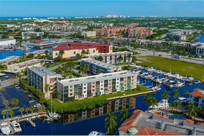 803 River Point Dr #306B, Naples, FL 34102 - Photo 2