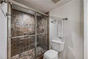 5633 Turtle Bay Dr, Naples, FL 34108 - Photo 34