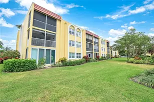 1086 Forest Lakes Dr, Naples, FL 34105 - Photo 20