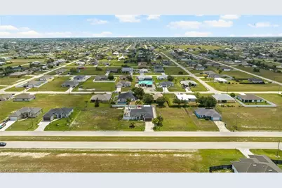 1213 Chiquita Blvd N, Cape Coral, FL 33993 - Photo 18