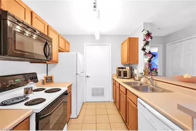 14870 Pleasant Bay Ln #1105, Naples, FL 34119 - Photo 8