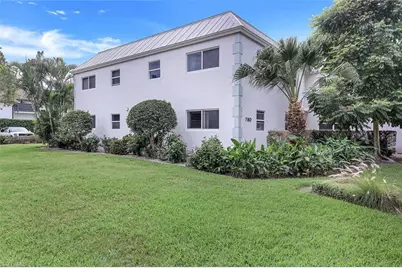780 10th Ave S #2, Naples, FL 34102 - Photo 16