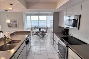 5550 Heron Point Dr, Naples, FL 34108 - Photo 6