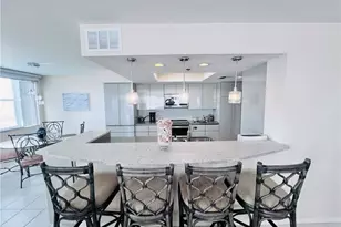 5550 Heron Point Dr, Naples, FL 34108 - Photo 4