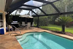 852 Belville Blvd, Naples, FL 34104 - Photo 2