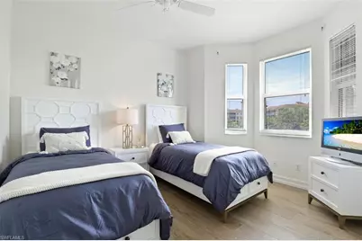 400 Flagship Dr #401, Naples, FL 34108 - Photo 14