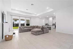 209 SW 10th Pl, Cape Coral, FL 33991 - Photo 8