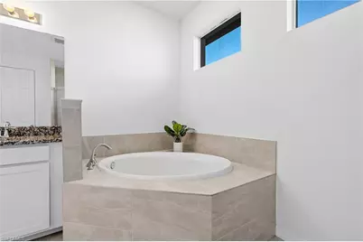 209 SW 10th Pl, Cape Coral, FL 33991 - Photo 28