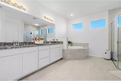 209 SW 10th Pl, Cape Coral, FL 33991 - Photo 26