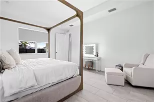 209 SW 10th Pl, Cape Coral, FL 33991 - Photo 24