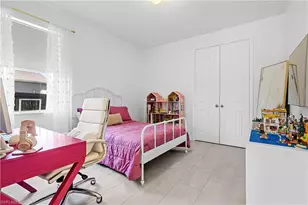 209 SW 10th Pl, Cape Coral, FL 33991 - Photo 32