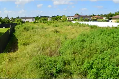 4107 30th St SW, Lehigh Acres, FL 33976 - Photo 2