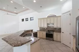 8886 Shenendoah Cir, Naples, FL 34113 - Photo 6