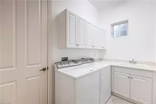 8886 Shenendoah Cir, Naples, FL 34113 - Photo 24