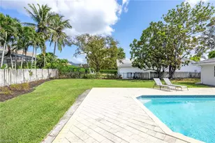 707 Portside Dr, Naples, FL 34103 - Photo 32