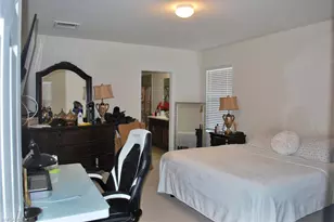 1217 Santa Barbara Blvd N, Cape Coral, FL 33993 - Photo 6