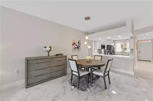 2385 Bayou Ln, Naples, FL 34112 - Photo 10