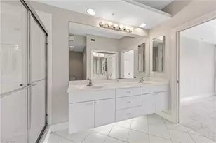 2385 Bayou Ln, Naples, FL 34112 - Photo 16