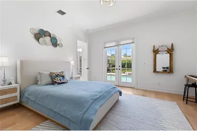 505 Harbour Dr, Naples, FL 34103 - Photo 20