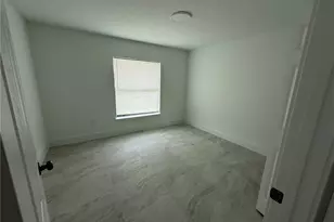 2618 54th St SW, Lehigh Acres, FL 33976 - Photo 4